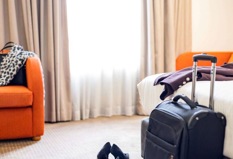 בית מלון כפרי Mercure Brisbane Garden City