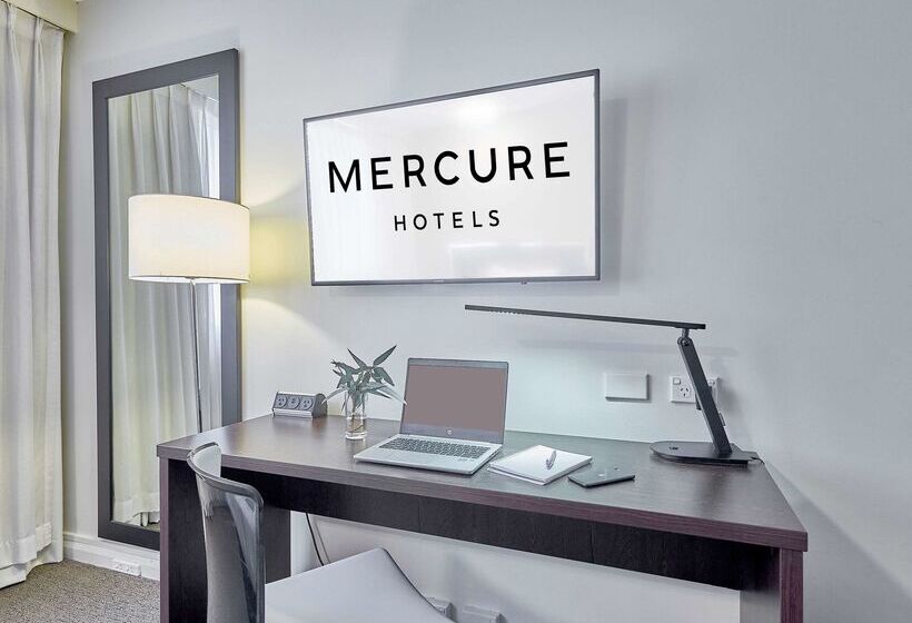 בית מלון כפרי Mercure Perth On Hay