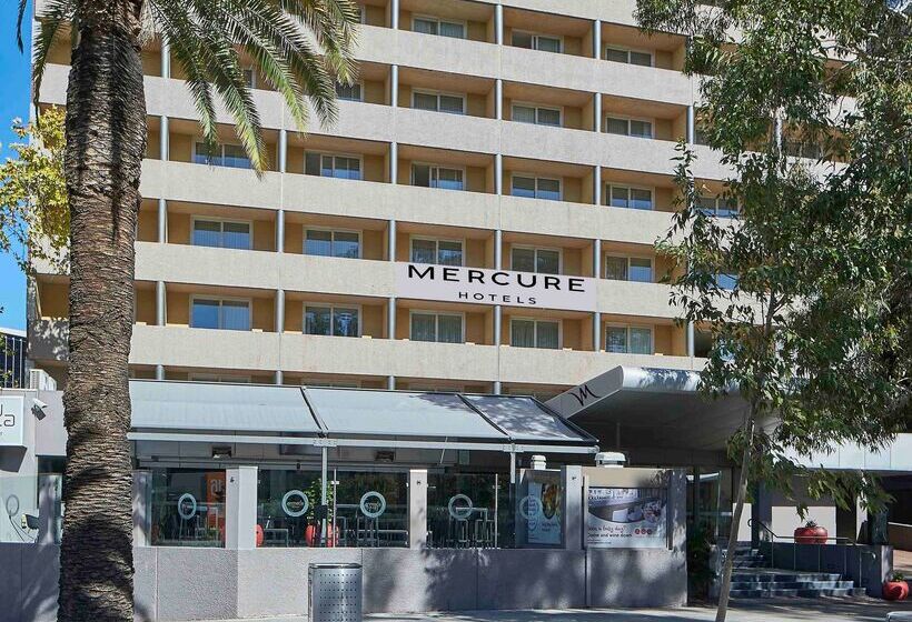 בית מלון כפרי Mercure Perth On Hay