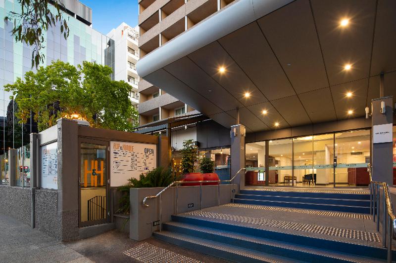 בית מלון כפרי Mercure Perth On Hay