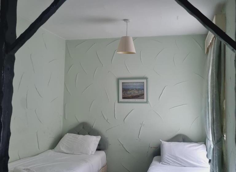 Отель The New Osterley