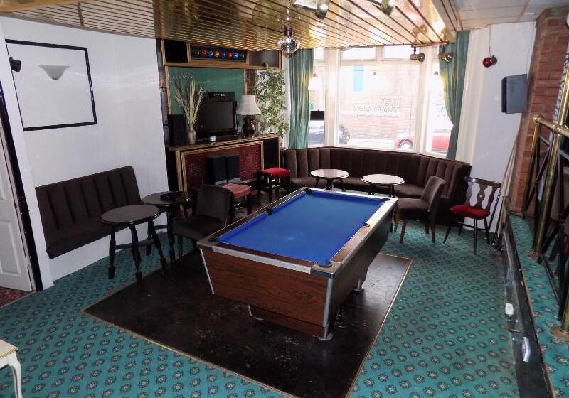 Отель The New Osterley