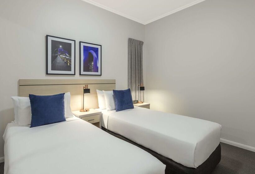 בית מלון כפרי Oaks Brisbane On Margaret Suites