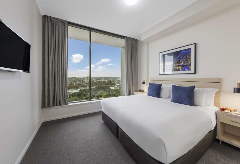 هتل Oaks Brisbane On Margaret Suites