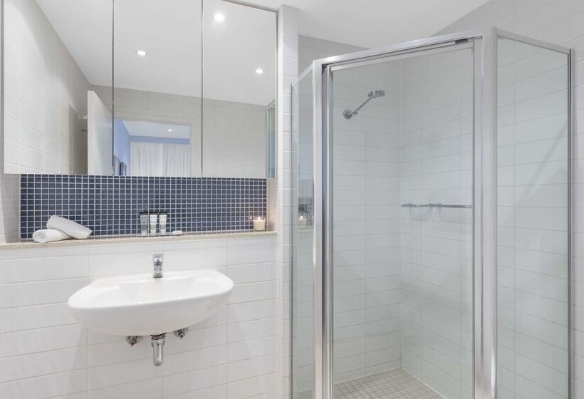 هتل Oaks Glenelg Liberty Suites