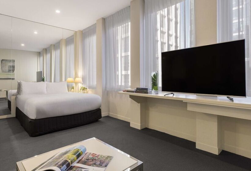 ホテル Oaks Melbourne On Collins Suites