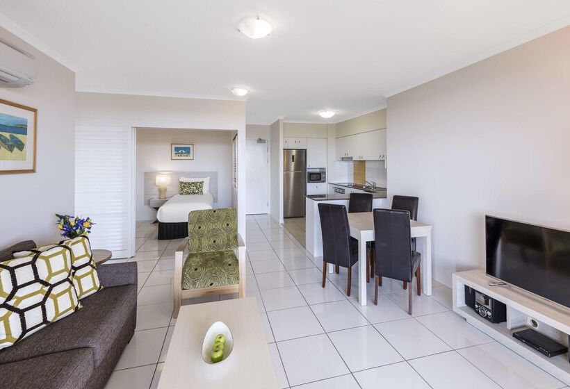 בית מלון כפרי Oaks Sunshine Coast Seaforth Resort