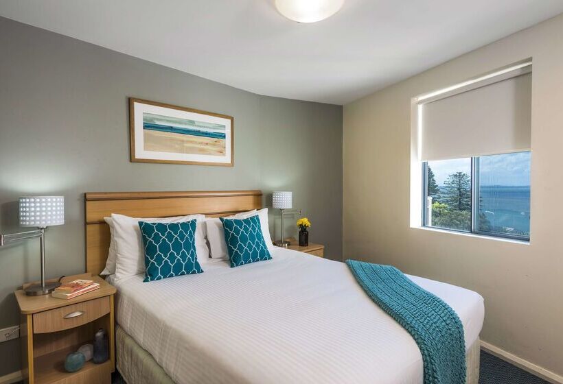 בית מלון כפרי Oaks The Entrance Waterfront Suites