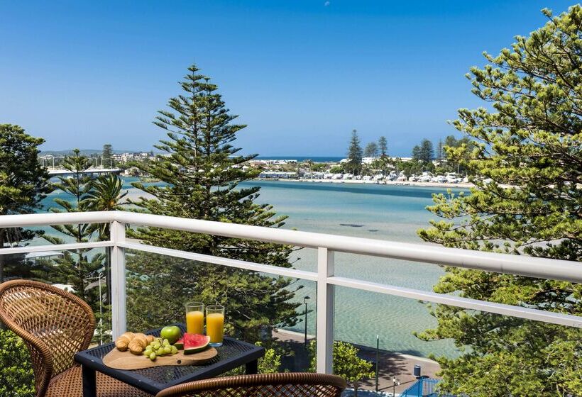 בית מלון כפרי Oaks The Entrance Waterfront Suites