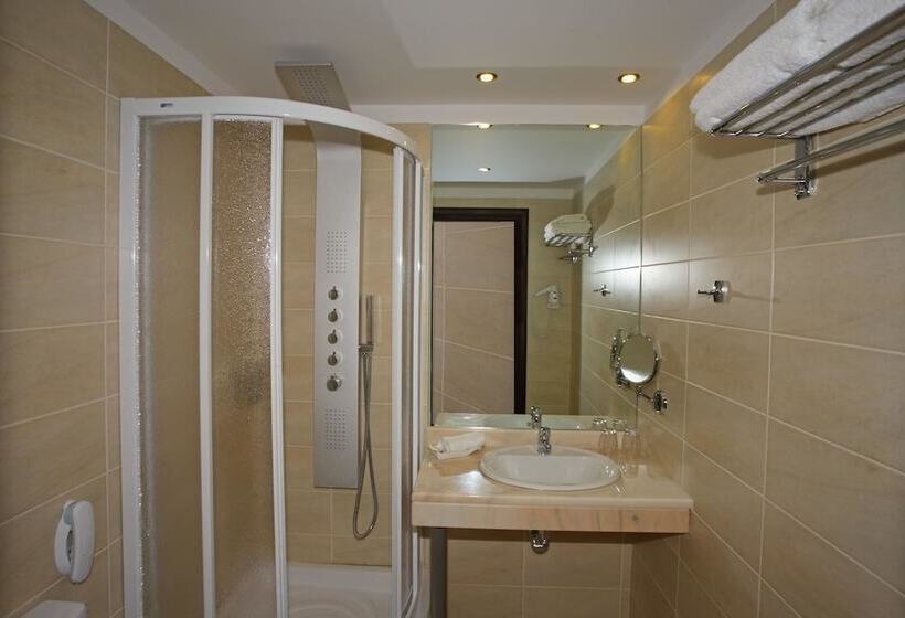 فندق Olympic Palladium