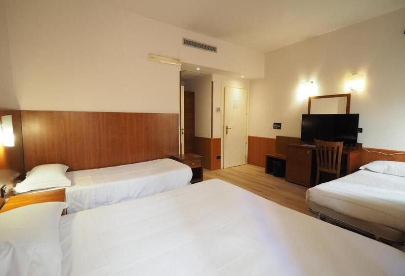 בית מלון כפרי Osimar