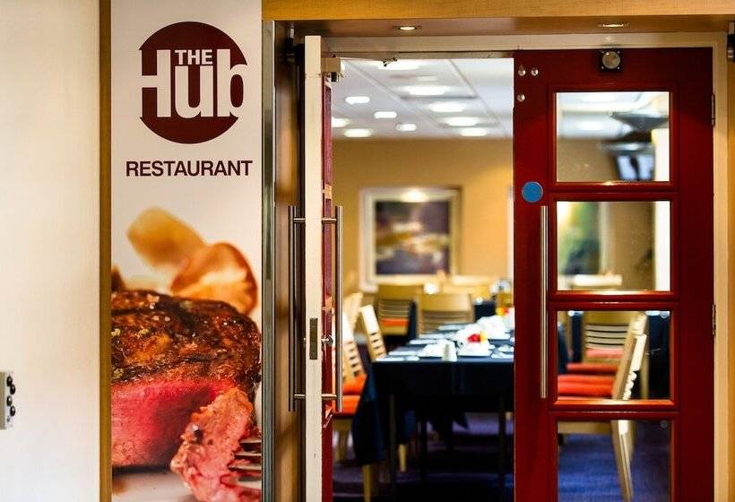 בית מלון כפרי Pendulum