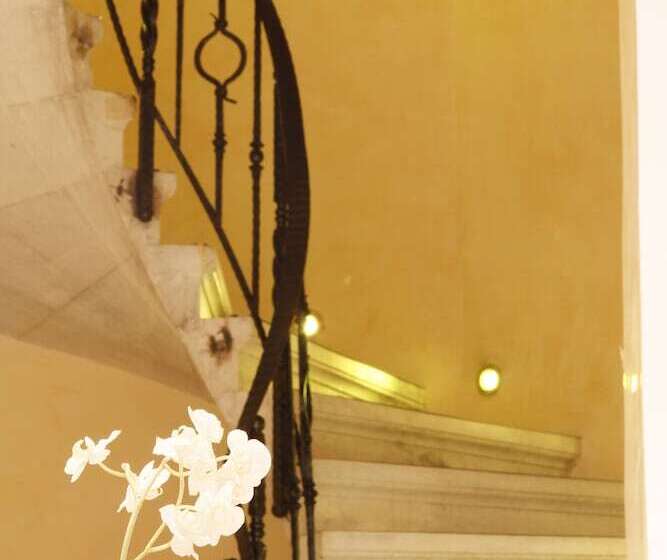 호텔 Piraeus Theoxenia