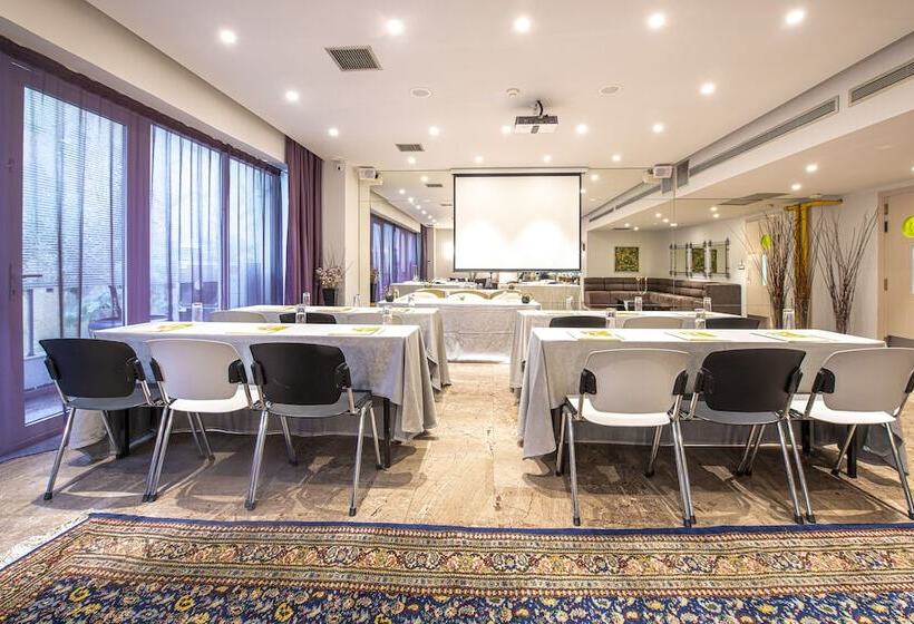 فندق Polis Grand