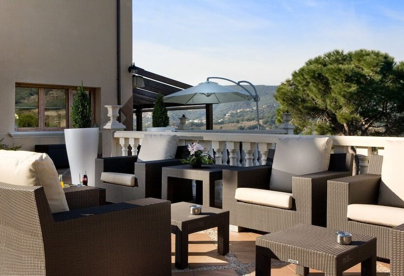 Отель Porta D'Alella