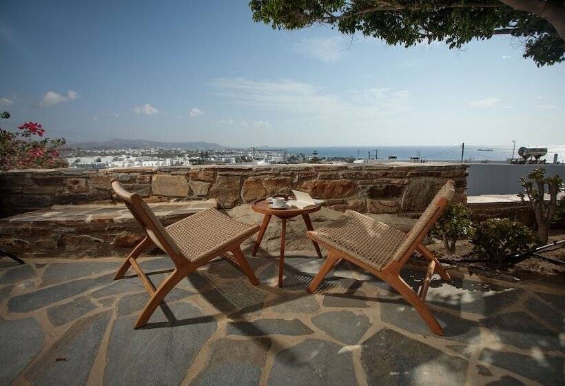 Proteas Hotel & Suites