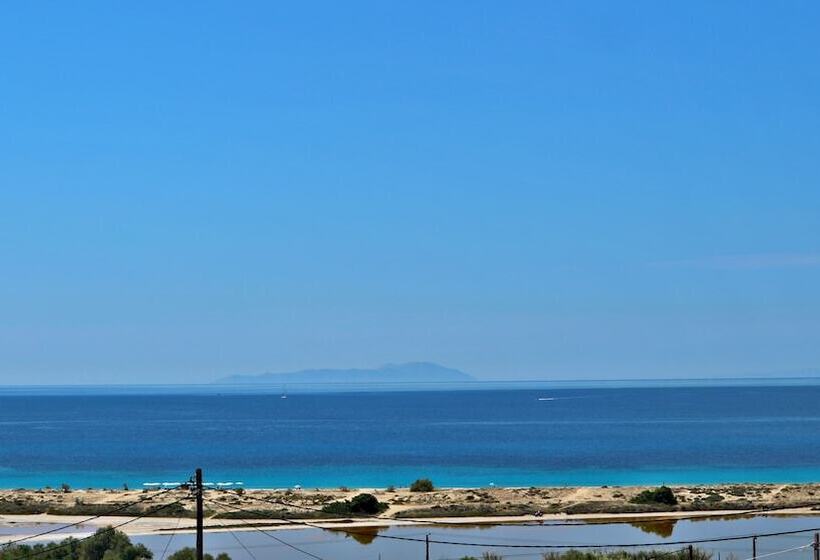 Proteas Hotel & Suites