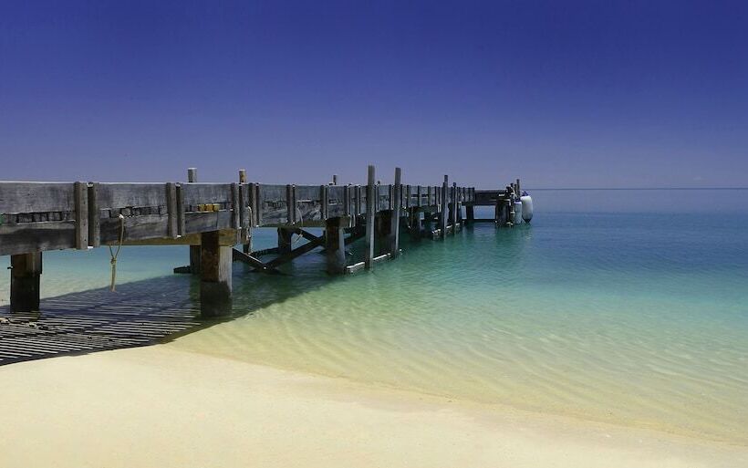 هتل Rac Monkey Mia Dolphin Resort