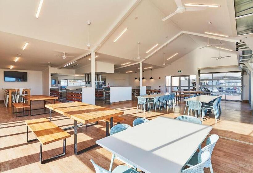 هتل Rac Monkey Mia Dolphin Resort