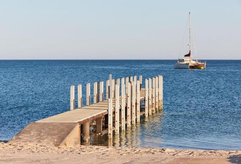 هتل Rac Monkey Mia Dolphin Resort