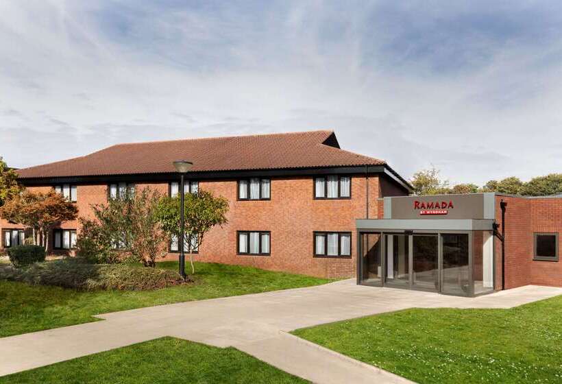 فندق Ramada Bristol West