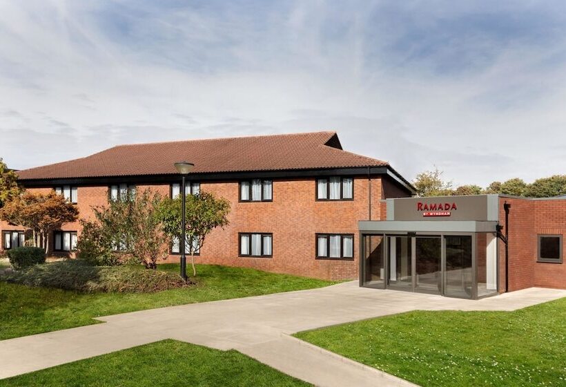 בית מלון כפרי Ramada Bristol West
