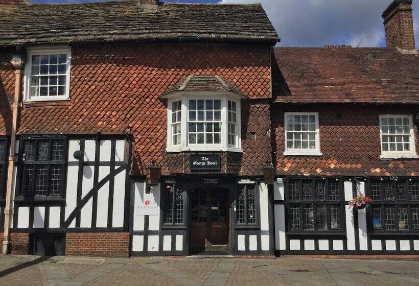 Отель Ramada By Wyndham Crawley Gatwick