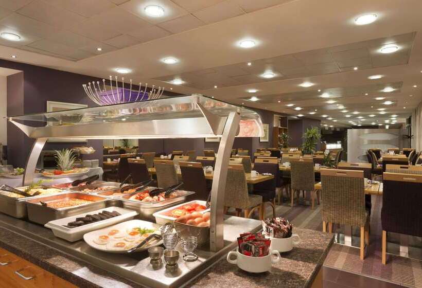 فندق Ramada Plaza Wrexham