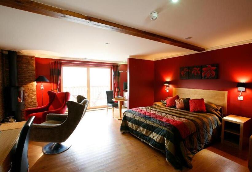 Отель Raven Hall