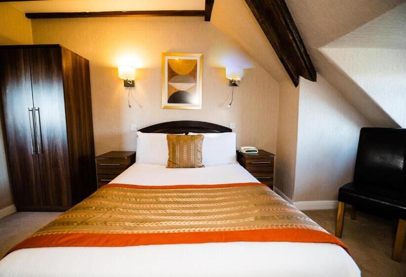 Отель Raven Hall