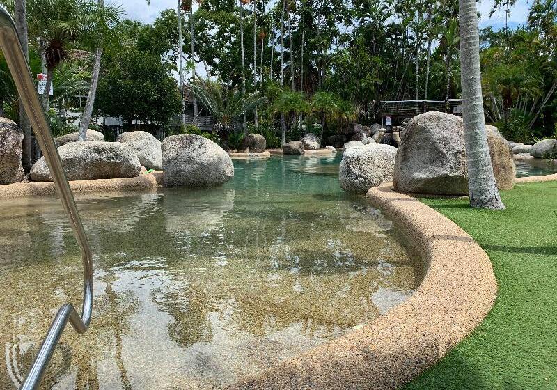 هتل Reef Resort Villas Port Douglas