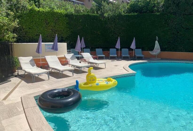 호텔 Restaurant De La Mer