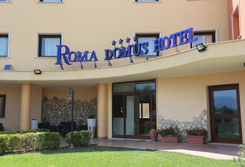 ホテル Roma Domus