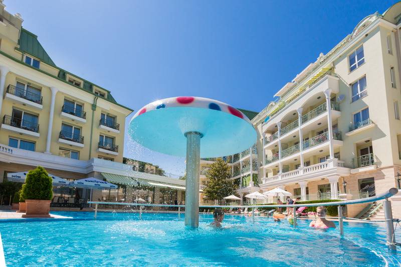 Romance Hotel And Family Suites