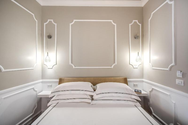 בית מלון כפרי Rome55  Piazza Di Spagna