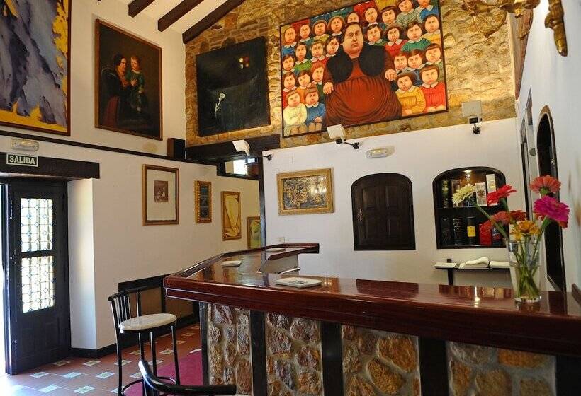 فندق Nuevo San Román De Escalante