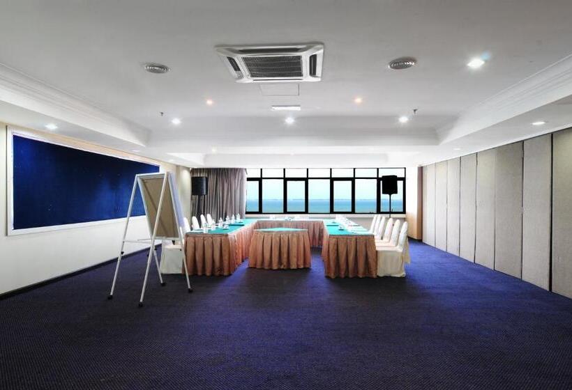 酒店 Hompton By The Beach Penang