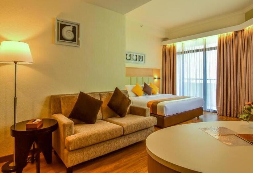 فندق Hompton By The Beach Penang
