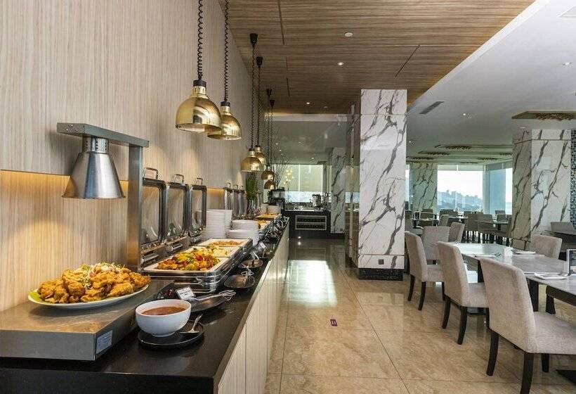 בית מלון כפרי Hompton By The Beach Penang