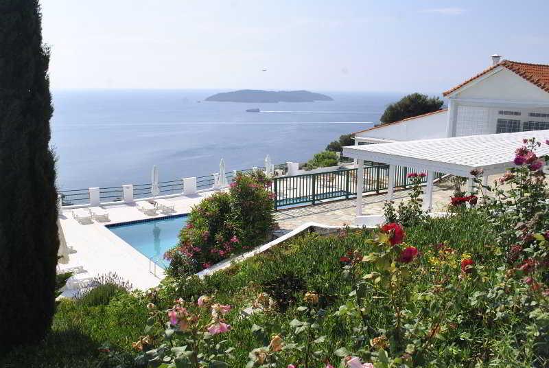 Skiathos Club Hotel Suites
