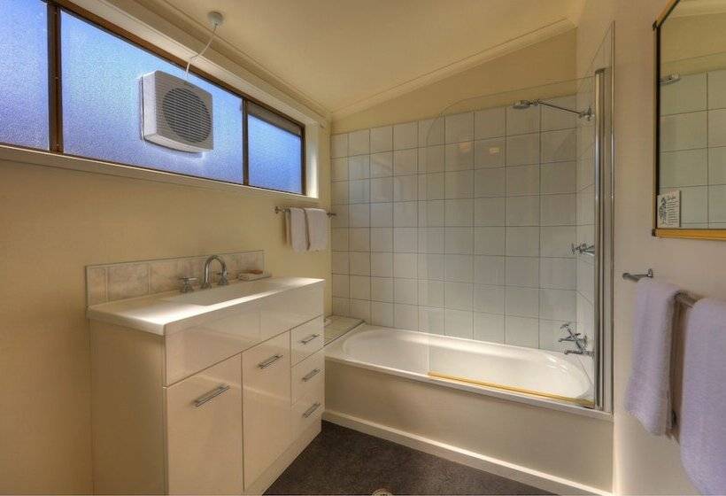 בית מלון כפרי Stanley Seaview Inn