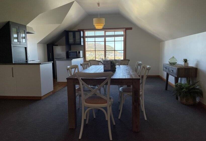 فندق Stanley Seaview Inn