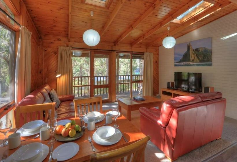 فندق Stewarts Bay Lodge