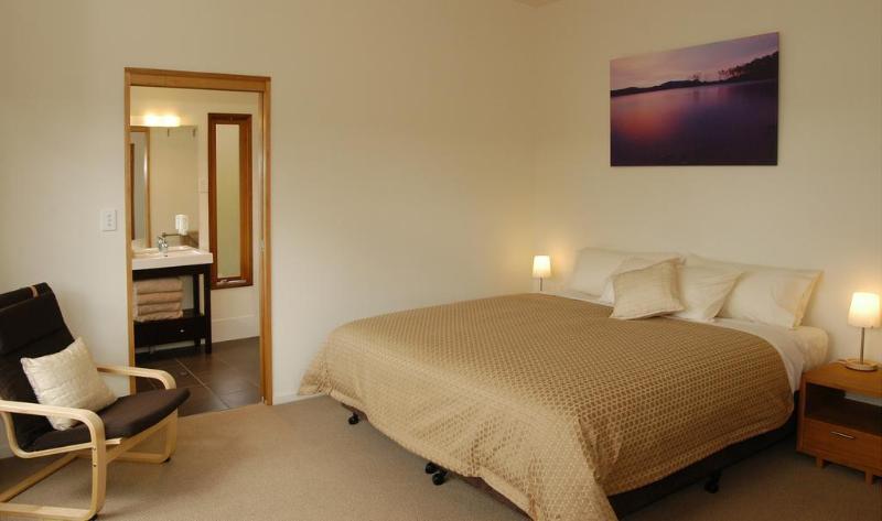 فندق Stewarts Bay Lodge