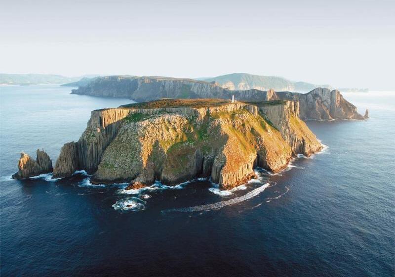 فندق Stewarts Bay Lodge