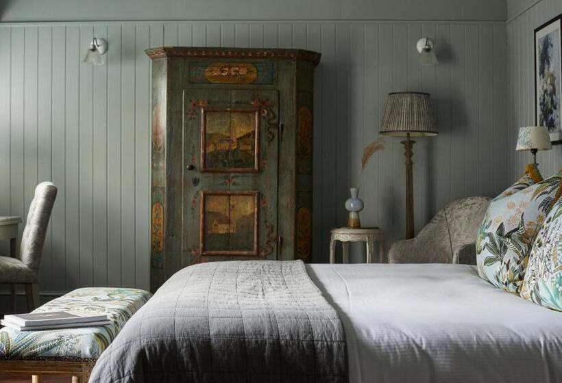 בית מלון כפרי The King's Arms