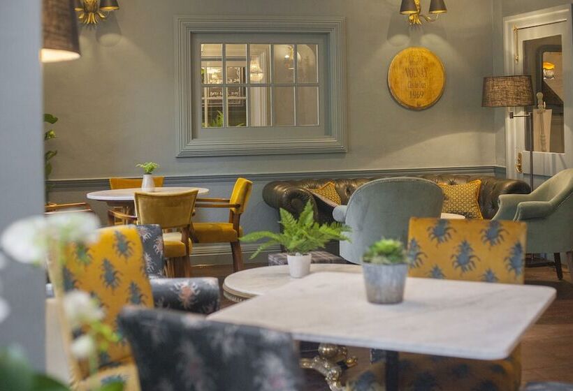 בית מלון כפרי The King's Arms