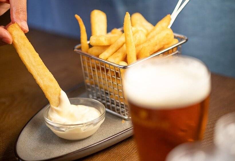 هتل Landmark Resort