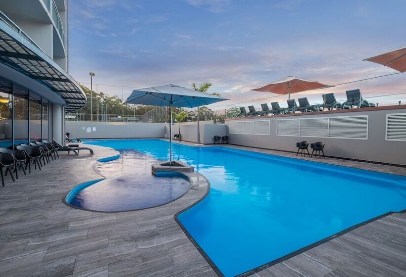 هتل Landmark Resort