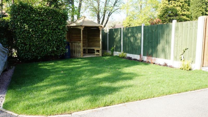 Отель The Lawn Guest House Gatwick